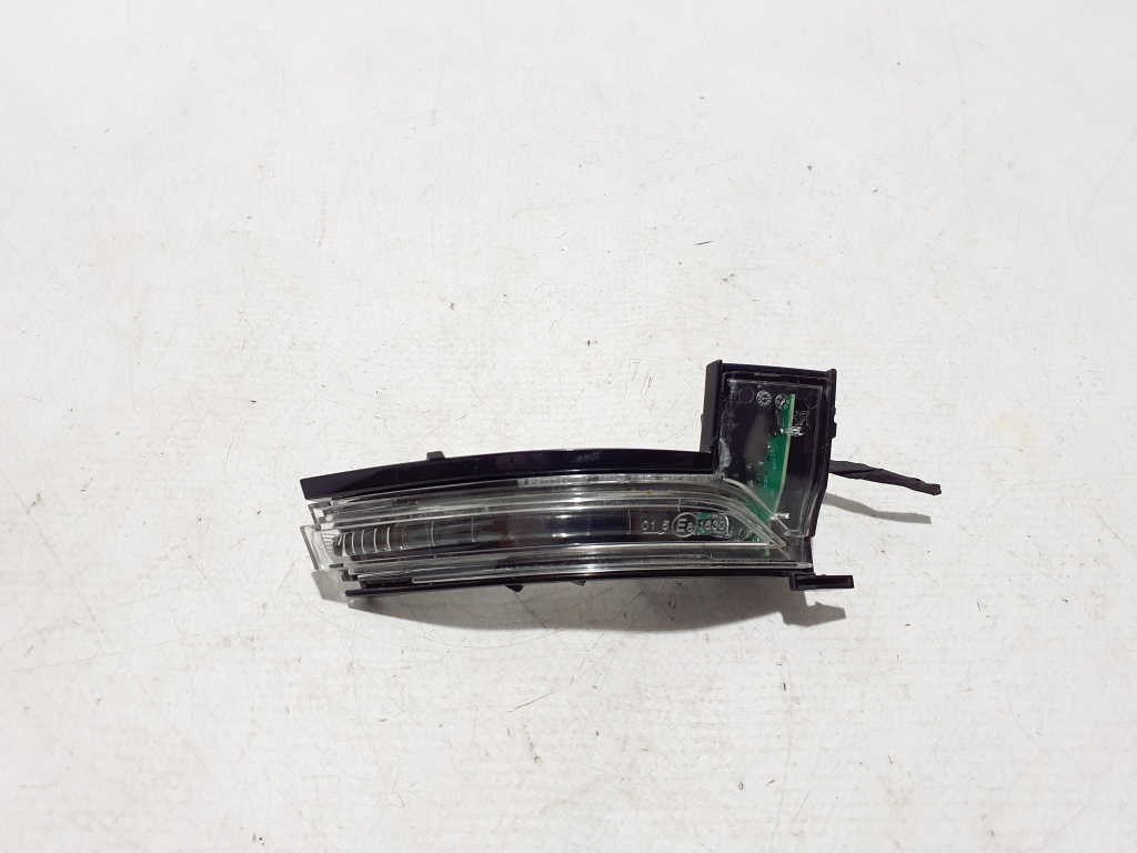 Skoda Karoq (2017–2026) Blinker Außenspiegel 565949102A Skoda Karoq (2017–2026) Blinker Außenspiegel 565949102A