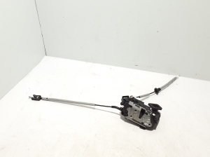 Skoda Karoq (2017–2026) Rear side door lock 5TA839016D - 2