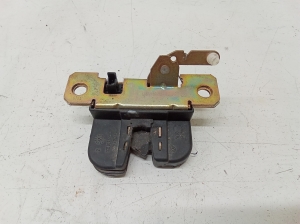 Volkswagen Beetle (1998–2011) Trunk lid lock 1C0827505C - 2