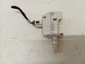 Volkswagen Golf IV (1997–2003) Sonstiges Teil der Heckklappe 1J6862159A - 2