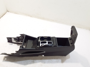Hyundai Tucson (2015–2026) Center console 84660N7100 - 4