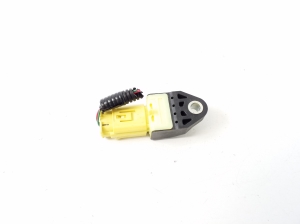 LEXUS RX GGL1 (2009–2015) Airbag sensor 8983112010 - 3