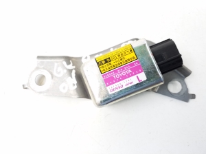 LEXUS RX (2003–2009) Airbag sensor 8983448020 - 2