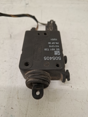 Opel Zafira A (1999–2005) Tagaluugi muu osa 90491728 - 3