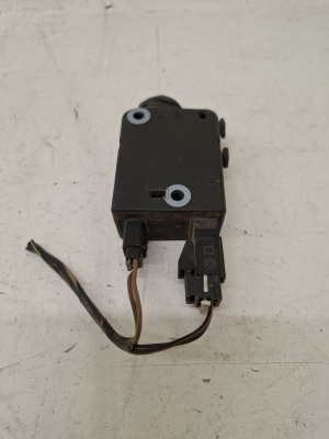 Opel Zafira A (1999–2005) Tagaluugi muu osa 90491728 - 4
