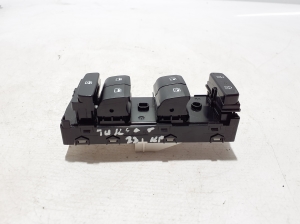 Hyundai Tucson (2015–2026) Front door glass switch 93571N7300 - 4