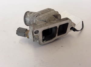 VOLVO XC70 (2000–2007) Kühlmittelthermostat 863695 - 3