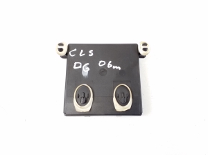Mercedes Benz CLS-Class 219 (2004–2010) Rear side door control unit A2198200326 - 2
