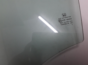 Honda CR-V (2012–2016) Priekšējo durvju stikls 73350SWYE00 - 2