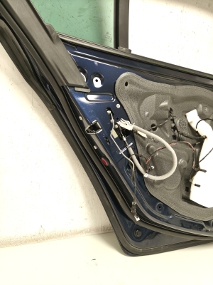 BMW 5 SERIES F10 (2010–2017) Tagumised küljeuksed - 4