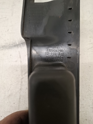 Opel Astra H (2004–2010) Sonstiges Teil der Heckklappe 13119336 - 2