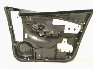 TOYOTA Yaris (2011–2020) Priekšējo durvju apšuvums 676200DR80 - 7