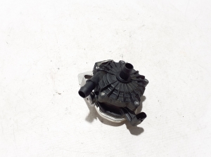   Auxiliary water pump  - 289202M600 