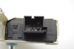 AUDI A6 C6 (2004–2011) Hinterer Seitentür-Fensterhebermotor 4F0959801C - 5