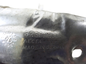 VOLVO XC40 (2017–2026) Hitzeschutzblech Turbolader 32397266 - 2