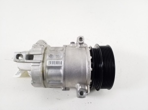 VOLVO XC40 (2017–2026) A/C compressor 32414891 - 3