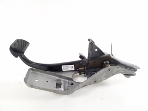 VOLVO XC40 (2017–2026) Piduripedaal 32265012 - 3