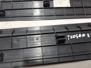 Hyundai Tucson (2015–2026) Inner sill trim - 4