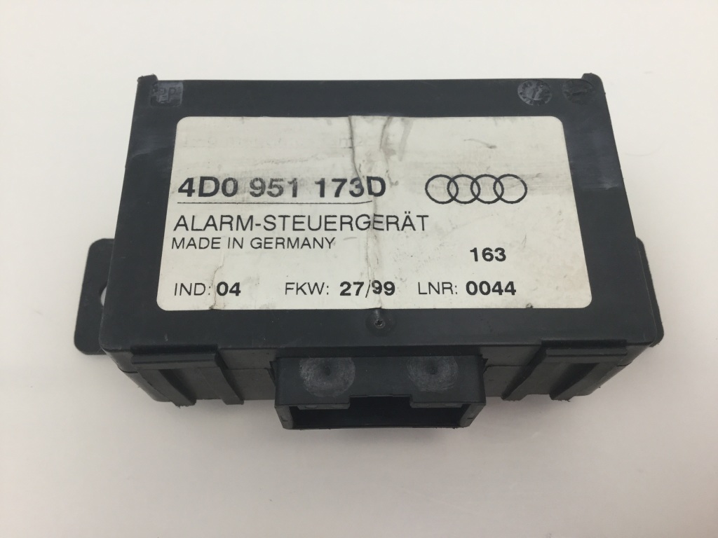 AUDI A8 D2/4D (1994-2002) Блок управления сигнализацией 4D0951173D 21190235