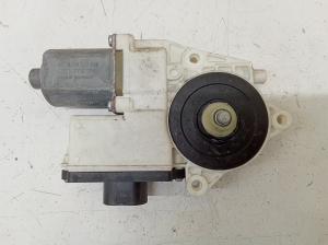 BMW X3 E83 (2003–2010) Rear side door window regulator motor 69259662 - 3