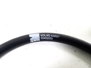 VOLVO XC40 (2017–2026) Hose 32402055 - 2