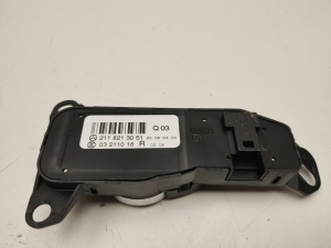 Mercedes Benz E-Class W211 (2002–2009) Mirror control switch A2118213051 - 3