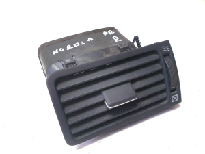 TOYOTA Corolla (2001–2007) Dashboard air vent grilles - 2