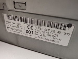 Mercedes Benz E-Class W211 (2002–2009) Audio, Video, Navigation A2118276242 - 2