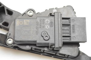 AUDI A6 C6 (2004–2011) Gaspedal 4F1723523B - 4