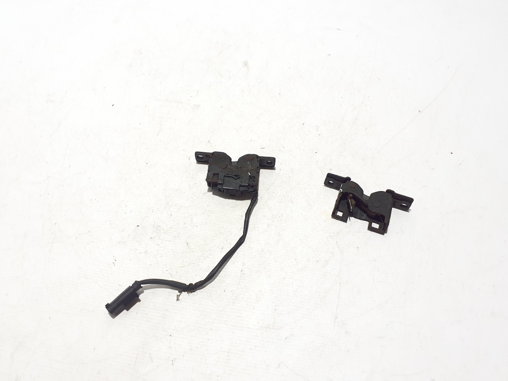 Mercedes Benz SLK-Class 171 (2004–2011) Hood latch A2308800060 Mercedes Benz SLK-Class 171 (2004–2011) Hood latch A2308800060