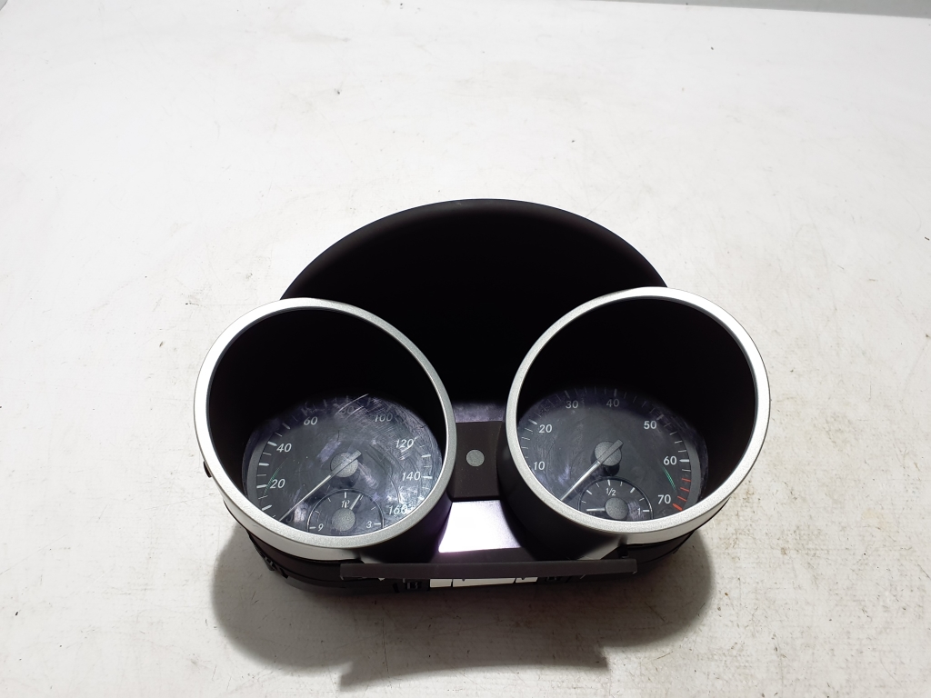 Mercedes Benz SLK-Class 171 (2004–2011) Instrument cluster A1715401247 Mercedes Benz SLK-Class 171 (2004–2011) Instrument cluster A1715401247