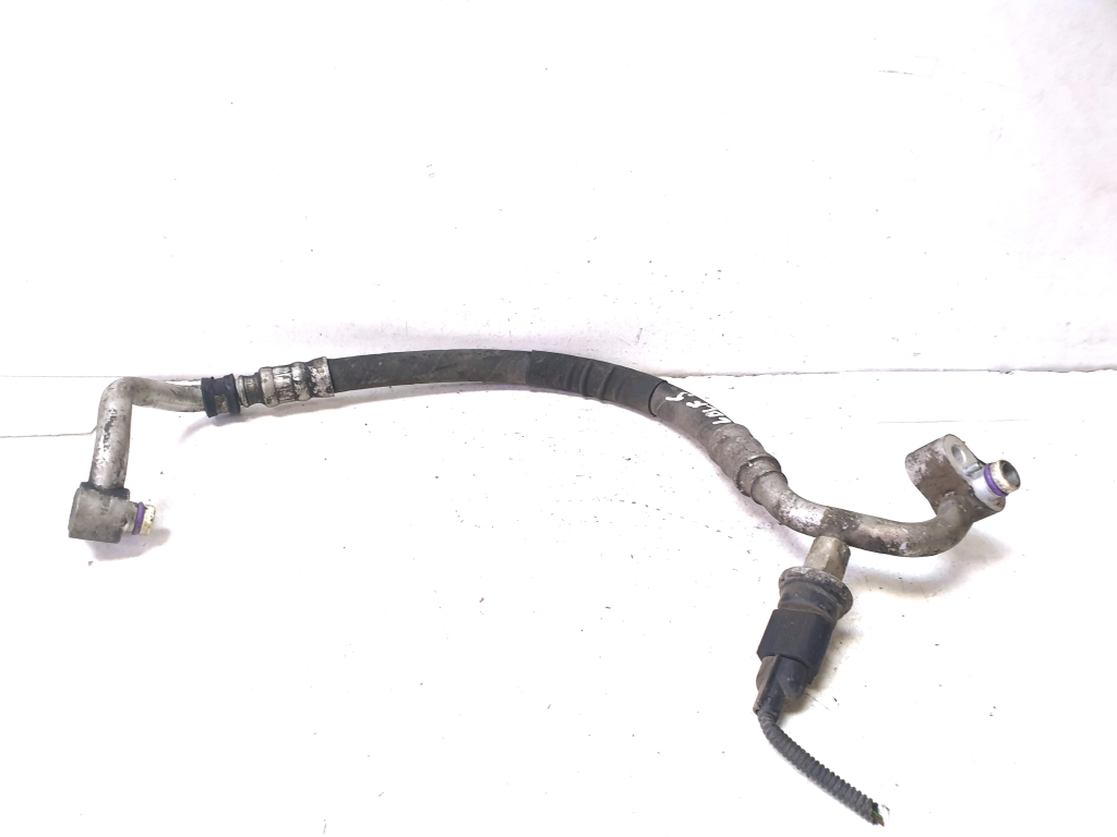 Volkswagen Golf V (2003–2009) A/C hose 1K0820721 Volkswagen Golf V (2003–2009) A/C hose 1K0820721
