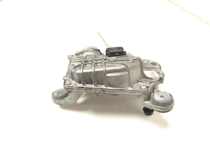 Citroen DS5 (2011–2019) Scheibenwischermotor vorne 9687343880 - 3