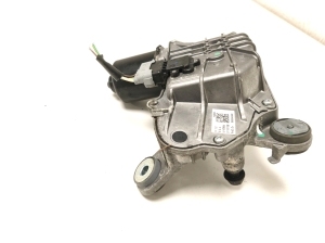 Citroen DS5 (2011–2019) Scheibenwischermotor vorne 9687343380 - 3