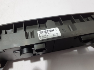 Mercedes Benz SLK-Class 171 (2004–2011) Hazard light switch A1718208210 - 3