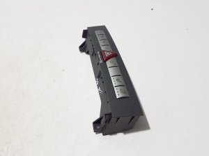 Mercedes Benz SLK-Class 171 (2004–2011) Hazard light switch A1718208210 - 4