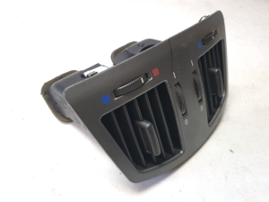 BMW 7 SERIJA E65 (2001–2008) Interior ventilation grilles 64227002395 - 3