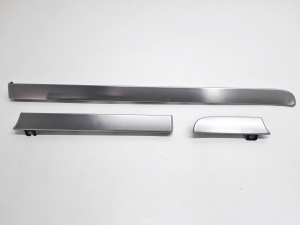   Dashboard trim  - 1T1858415A 