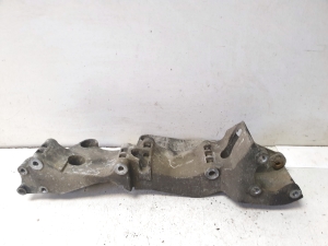 Volkswagen Sharan (1995–2010) Lichtmaschinenhalter R045903143C - 2