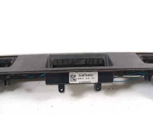Mercedes Benz B-Class 246 (2011–2017) Numbrimärgi valgustuse korpus A2467400893 - 4