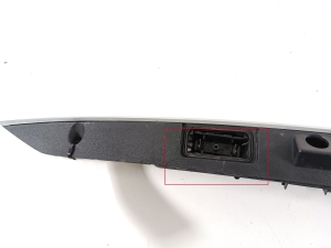 Mercedes Benz B-Class 246 (2011–2017) Numbrimärgi valgustuse korpus A2467406600 - 5