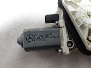 Mercedes Benz SLK-Class 171 (2004–2011) Rear fork windscreen lifter A1718200842 - 4