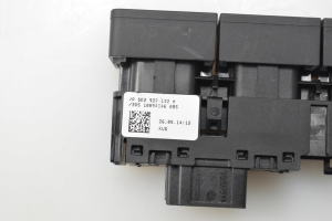 Skoda Octavia III (2013–2019) Door lock/unlock switch 5E2927132M - 4