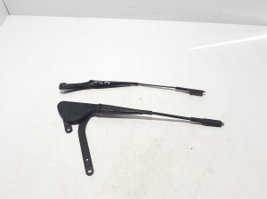  Windshield wiper arm  - A1718200540 