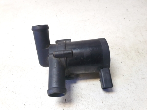 Volkswagen Touareg I (2002–2010) Auxiliary water pump 7L0965561D - 3