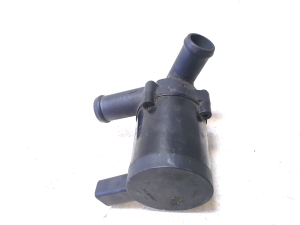 Volkswagen Touareg I (2002–2010) Auxiliary water pump 7L0965561D - 4