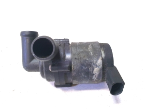 Volkswagen Transporter T6 (2015–2026) Auxiliary water pump 5Q0965561B - 4
