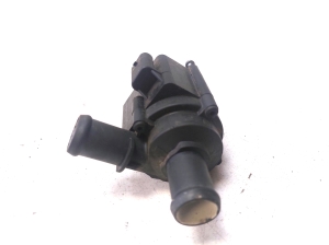 Volkswagen Transporter T6 (2015–2026) Tsirkulatsioonipump 5Q0965561B - 4