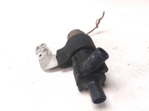 Mercedes Benz C-Class 203 (2000–2007) Tsirkulatsioonipump A2028300614 - 4