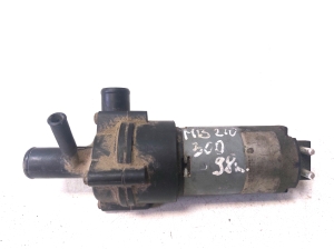 Mercedes Benz E-Class W210 (1995–2002) Auxiliary water pump - 2